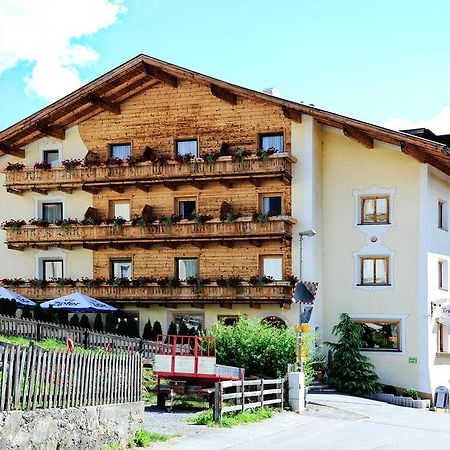 Hotel Traube Фліс Екстер'єр фото