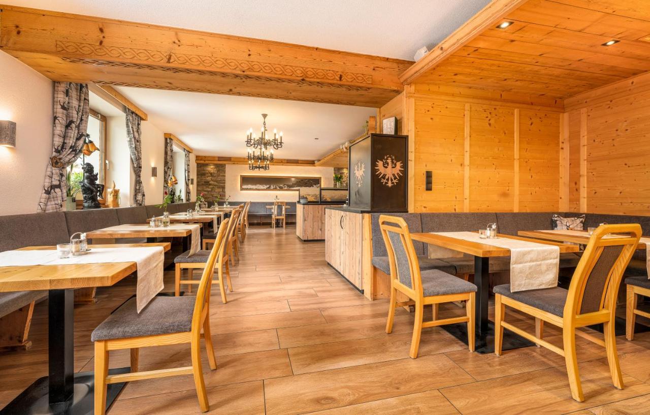 Hotel Traube Фліс Екстер'єр фото