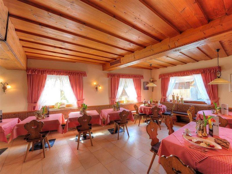 Hotel Traube Фліс Екстер'єр фото