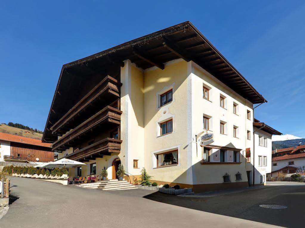 Hotel Traube Фліс Екстер'єр фото